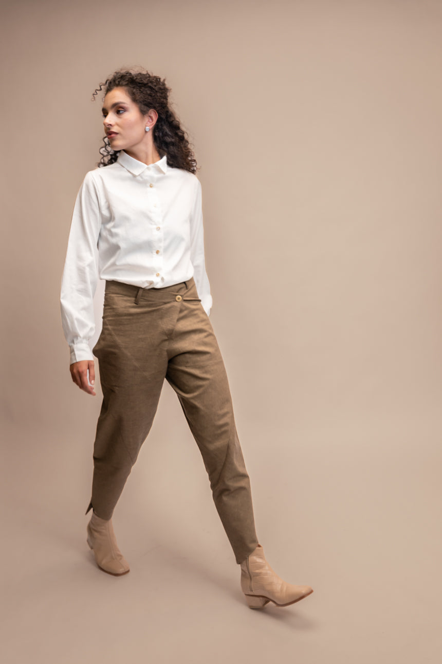 PANTALÓN TRAVESÍA DENIM CAFÉ