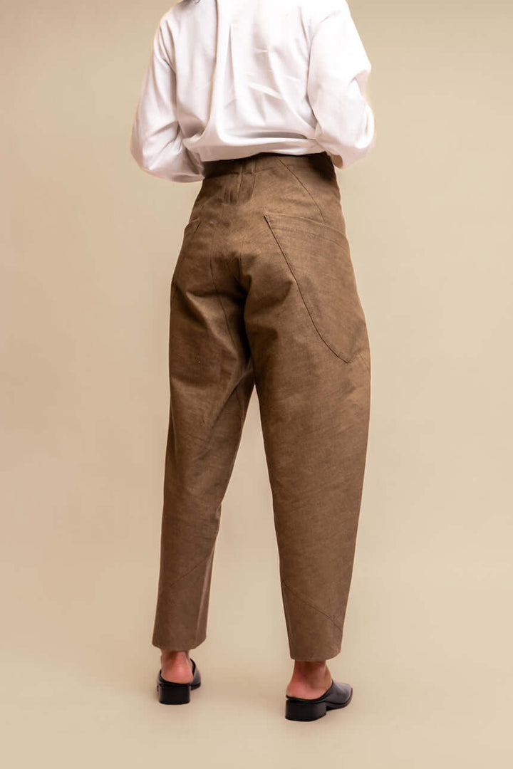 PANTALÓN DERIVA DENIM CAFÉ