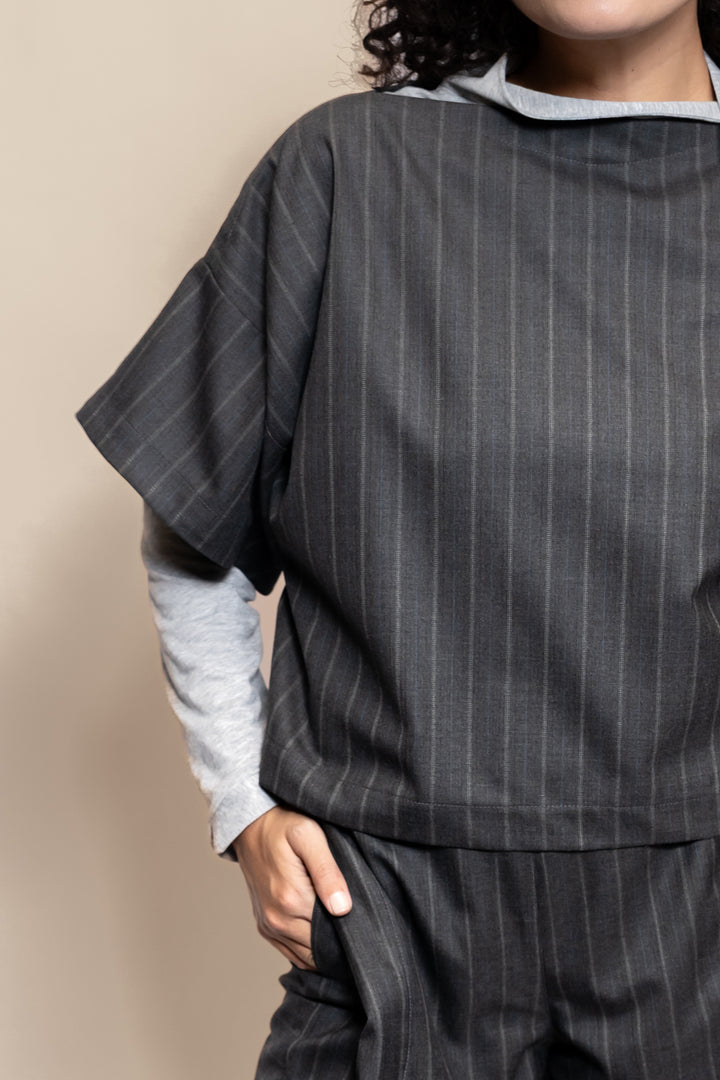 TOP QUILLA LANA MERINO GRIS