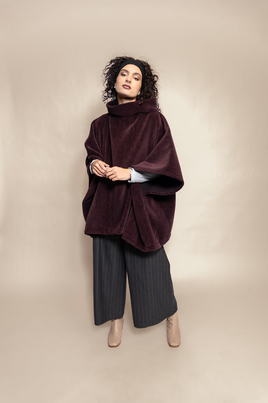 PONCHO MONTAÑA LANA MERINO BURDEO