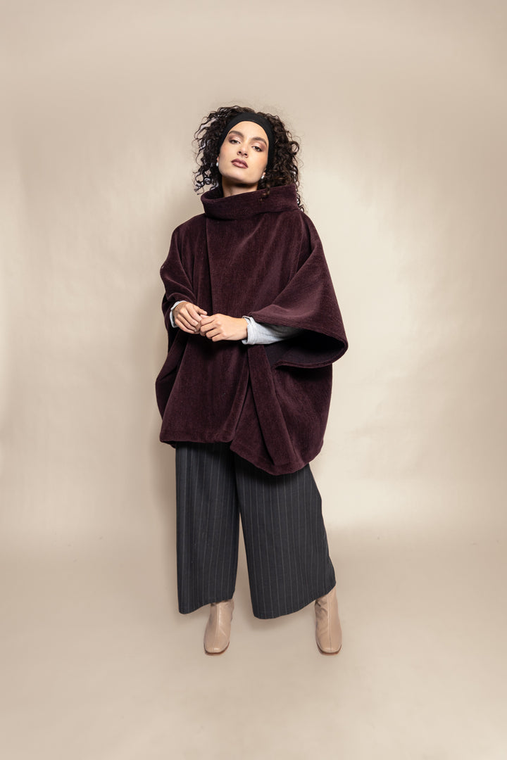 PONCHO MONTAÑA LANA MERINO BURDEO
