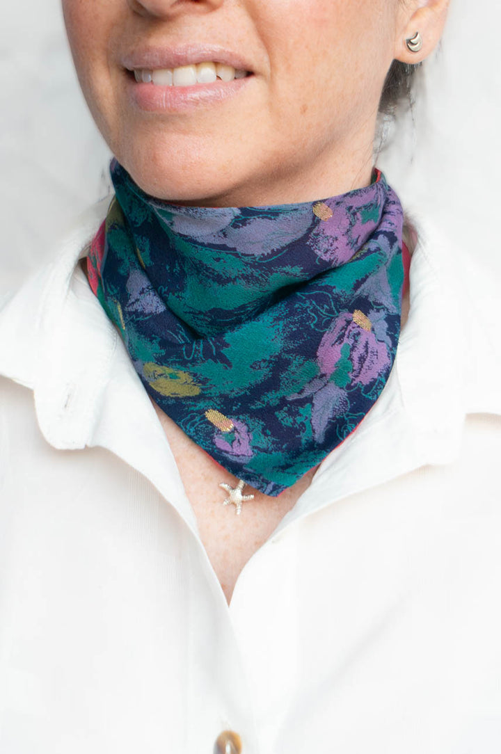 Pañoleta Seda Reversible Rojo / Azul