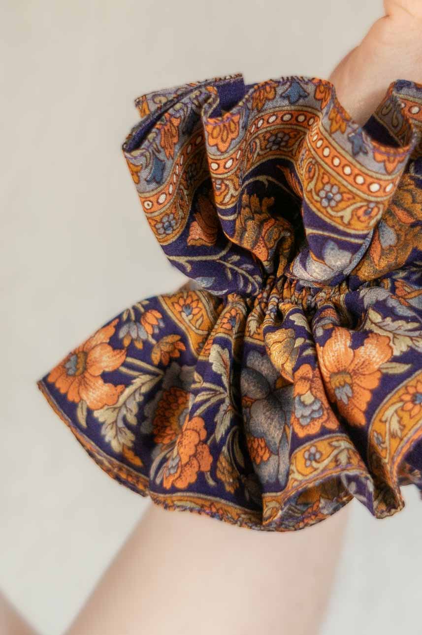 Colet Dalia Seda Azul