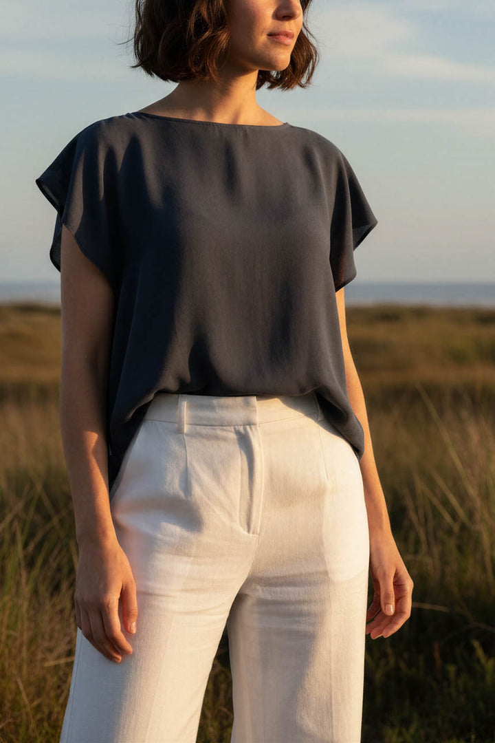 Top Vertiente Cupro Negro Acero